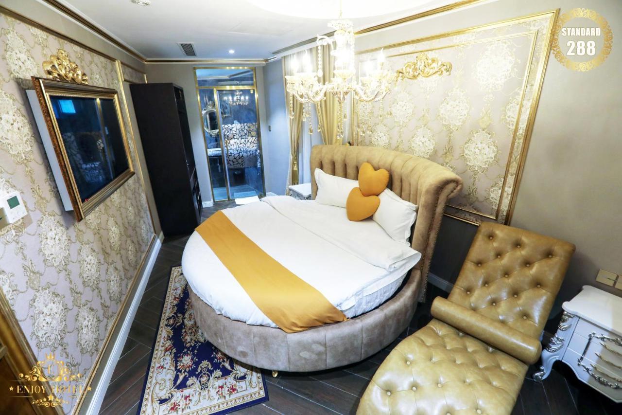 Enjoy Hotel 5A Хошимін Екстер'єр фото